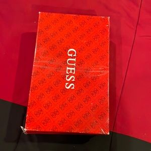 Guess size 9 color magenta stiletto heel dressy